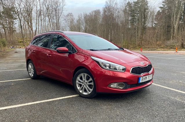 Kia Ceed cena 33500 przebieg: 244000, rok produkcji 2014 z Raciąż małe 277